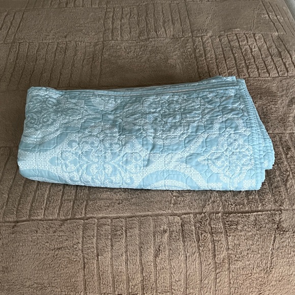 F/Q, The Big One, Quilted Bedding - Picture 2 of 5